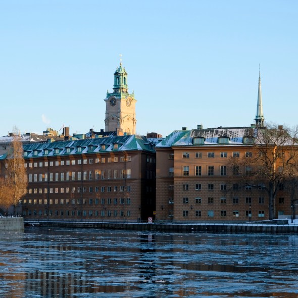 611CD5E9-52A6-4143-9CFB-9B4DEB04B49A