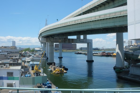 A82D49EB-FD15-473F-8F2B-80489FCCB362